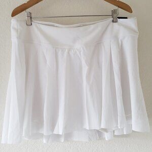 NWT - Nike Woman's Plus Size Golf or Tennis Skort White - Size 2X